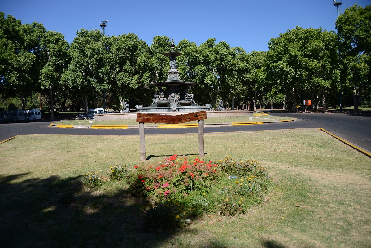 14-04 The Fountain Of The Continents In Mendoza Parque General San Martin